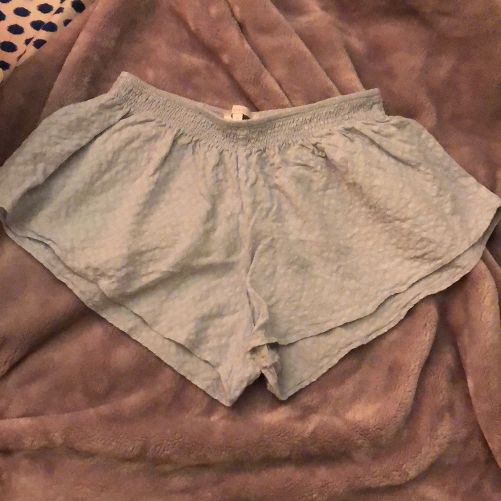 Flowey shorts